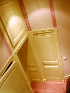 Les Portes Du Couloir
